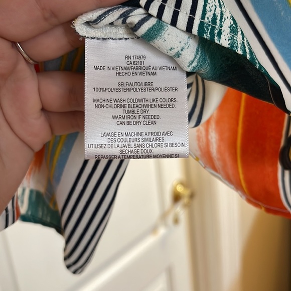 NWT BCBG top - Picture 6 of 6